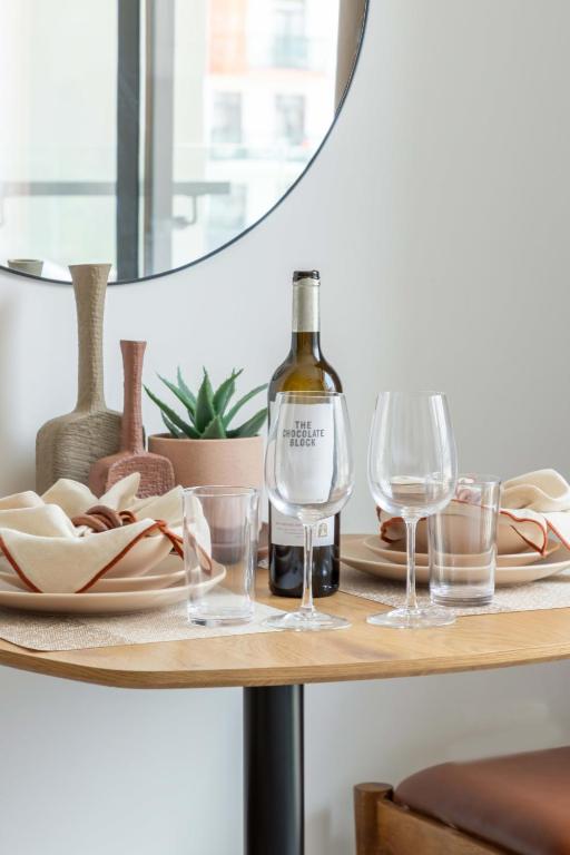 Frank Porter - Signature Livings