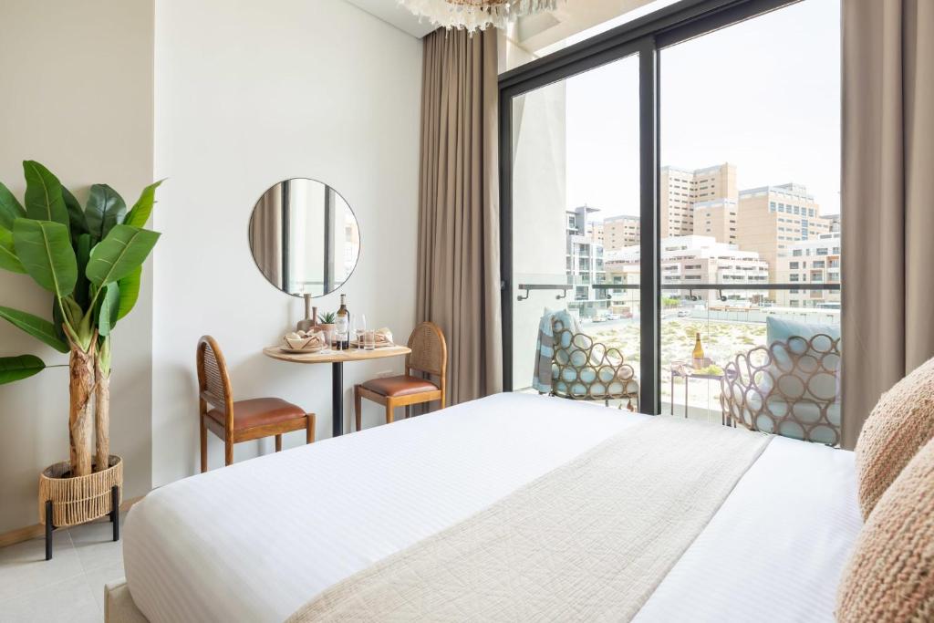 Frank Porter - Signature Livings