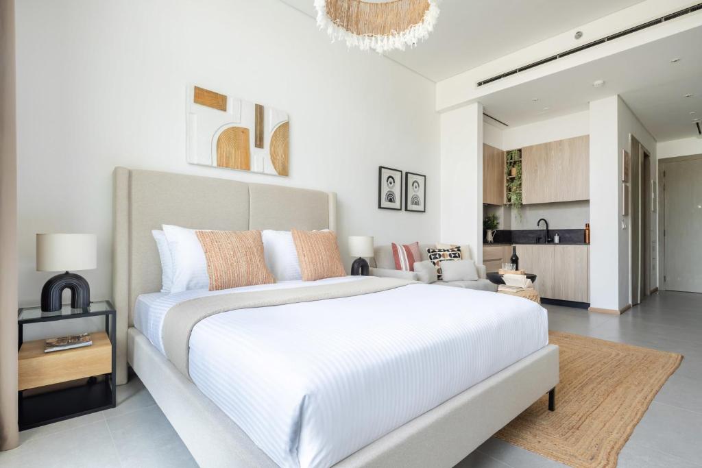 Frank Porter - Signature Livings