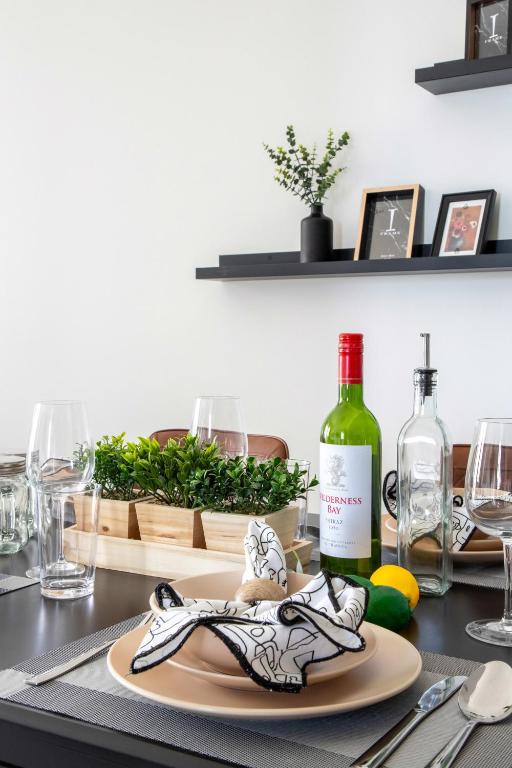 Frank Porter - Ocean Heights