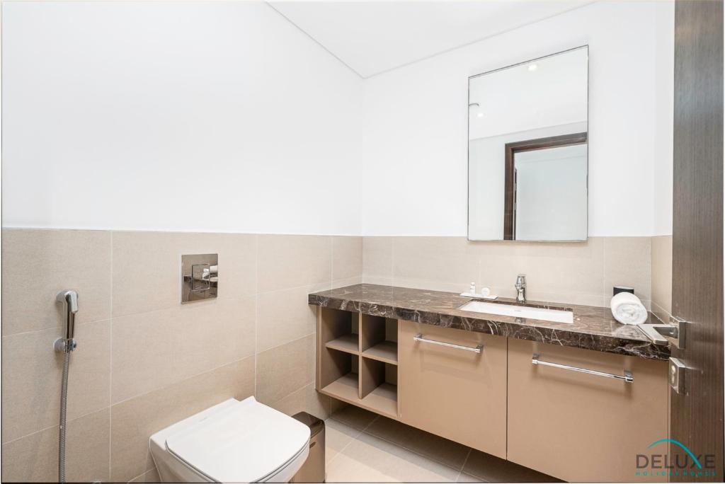 Cozy 1BR Apartment in BLVD Heights Tower 1, Downtown Dubai by Deluxe Holiday Homes