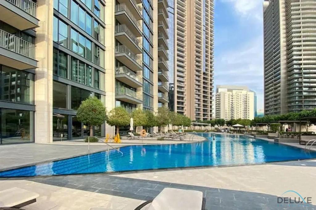 Cozy 1BR Apartment in BLVD Heights Tower 1, Downtown Dubai by Deluxe Holiday Homes