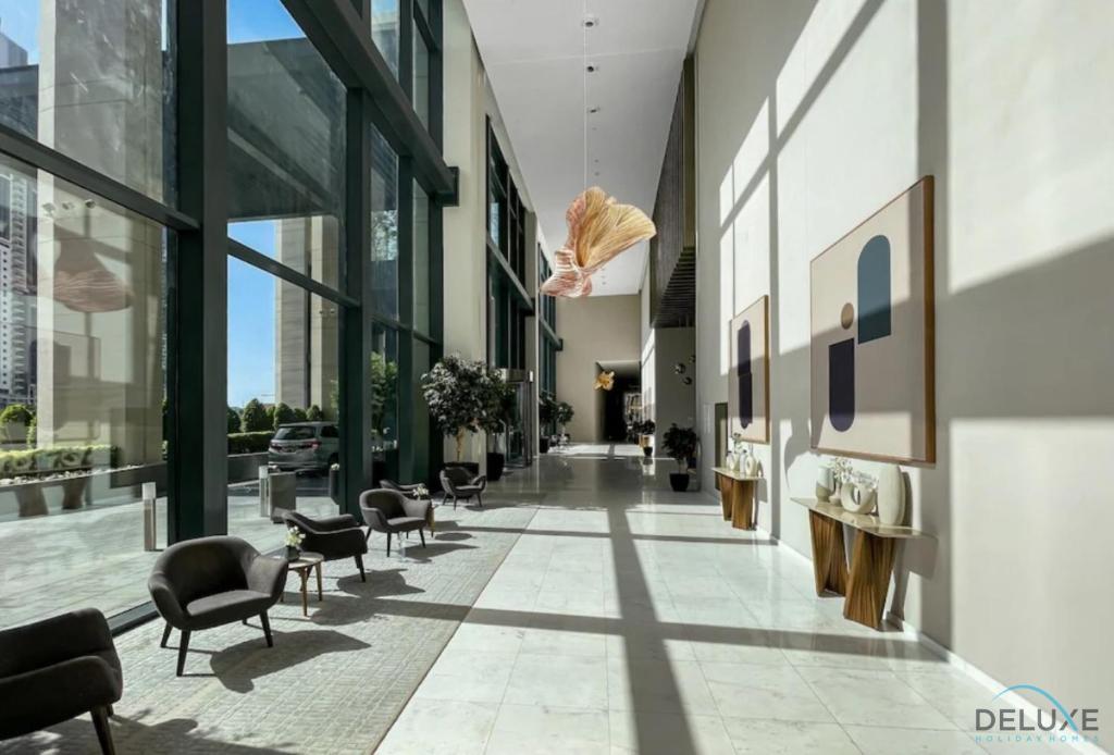 Cozy 1BR Apartment in BLVD Heights Tower 1, Downtown Dubai by Deluxe Holiday Homes