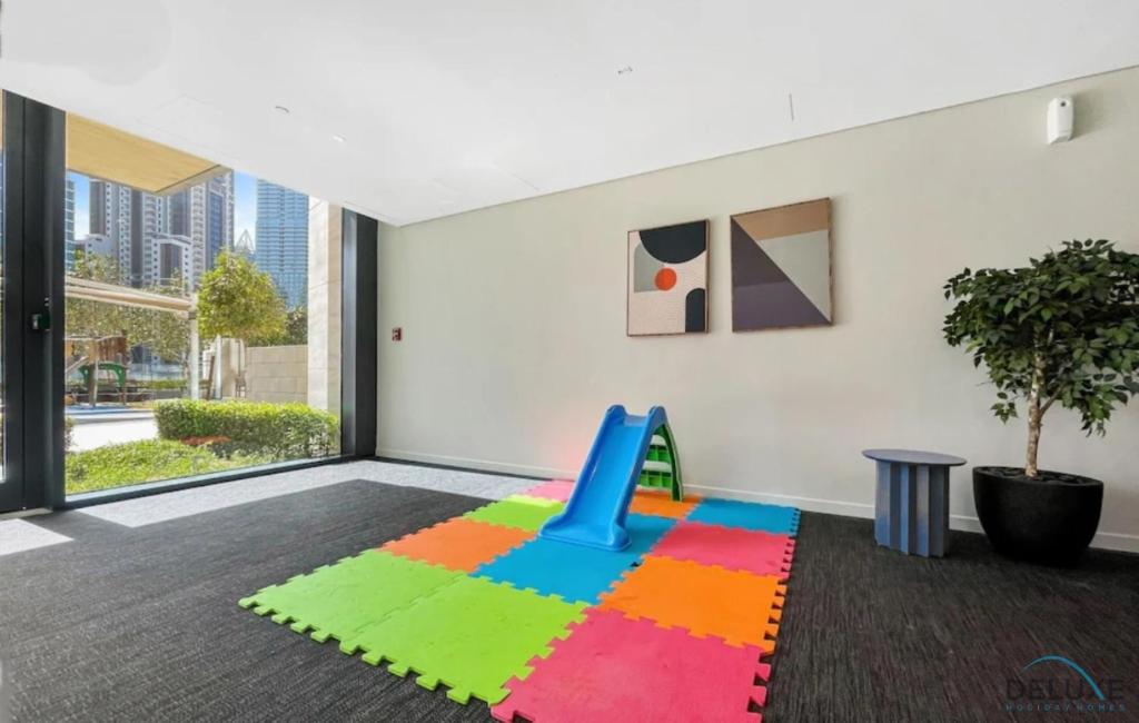 Cozy 1BR Apartment in BLVD Heights Tower 1, Downtown Dubai by Deluxe Holiday Homes