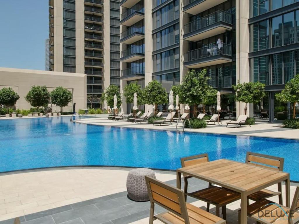 Cozy 1BR Apartment in BLVD Heights Tower 1, Downtown Dubai by Deluxe Holiday Homes