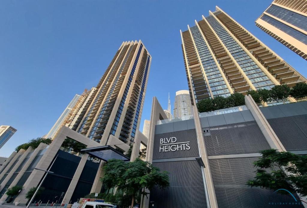 Cozy 1BR Apartment in BLVD Heights Tower 1, Downtown Dubai by Deluxe Holiday Homes