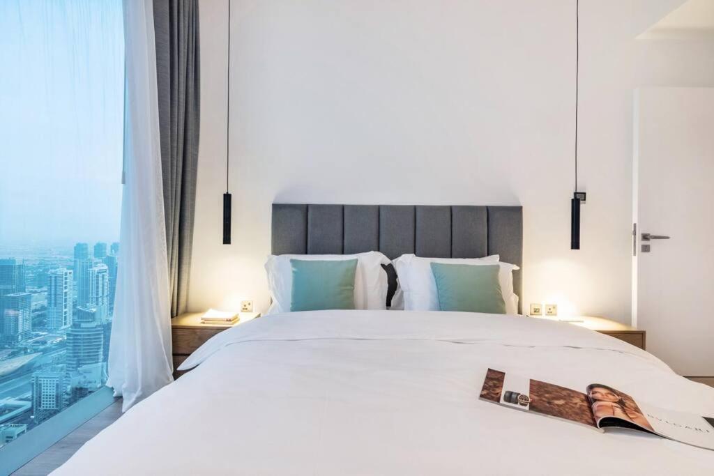 FIRST CLASS 3BR with Amazing Views of Marina