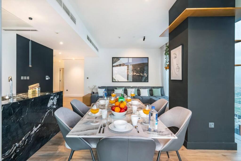 FIRST CLASS 3BR with Amazing Views of Marina