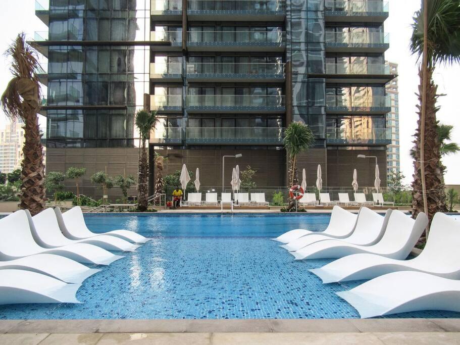 FIRST CLASS 3BR with Amazing Views of Marina