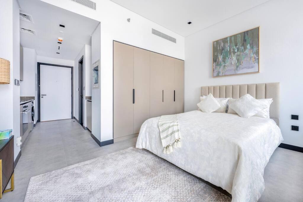 Exclusive Studio Apartment in 15 Northside Businessbay