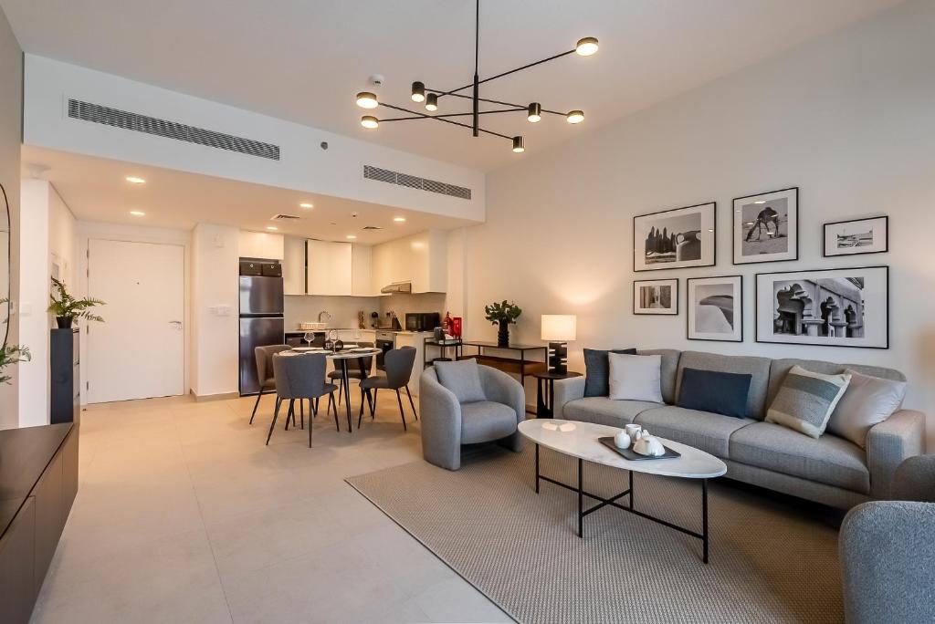 Newly furnished 1BDR Apartment I Madinat Jumeirah Living