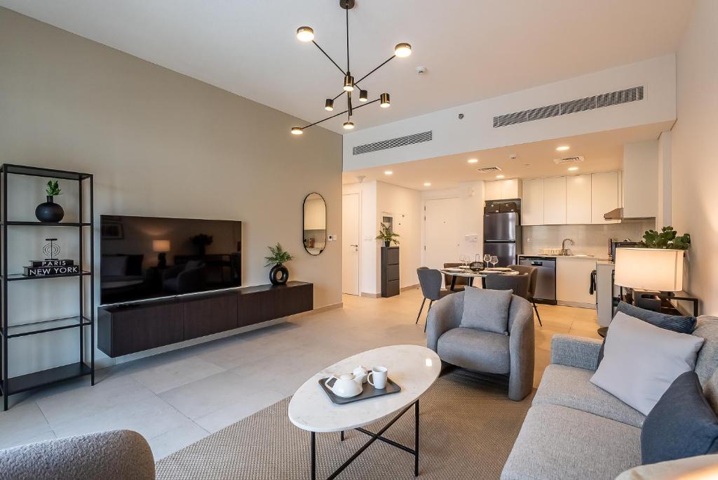 Newly furnished 1BDR Apartment I Madinat Jumeirah Living