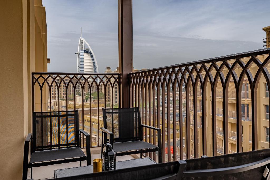 Newly furnished 1BDR Apartment I Madinat Jumeirah Living