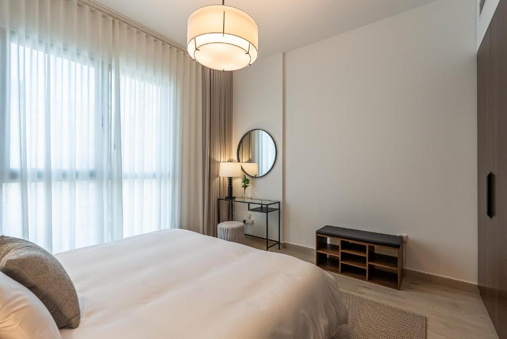 Newly furnished 1BDR Apartment I Madinat Jumeirah Living