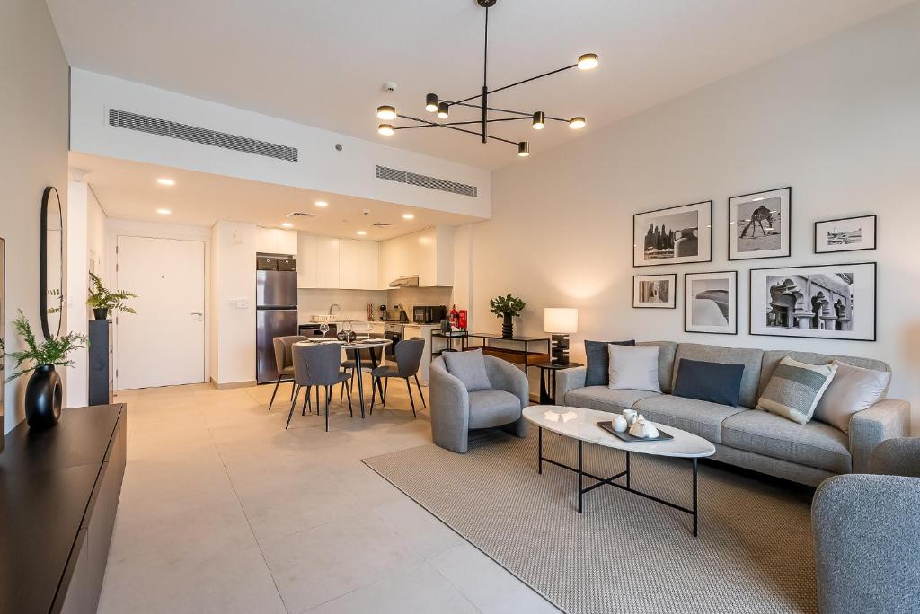 Newly furnished 1BDR Apartment I Madinat Jumeirah Living