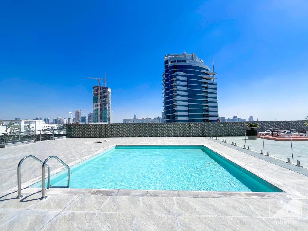 Cozy & Chic Apartment in JVC Dubai