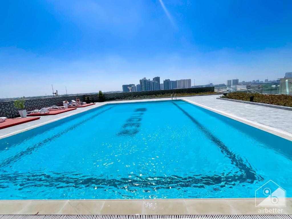 Cozy & Chic Apartment in JVC Dubai