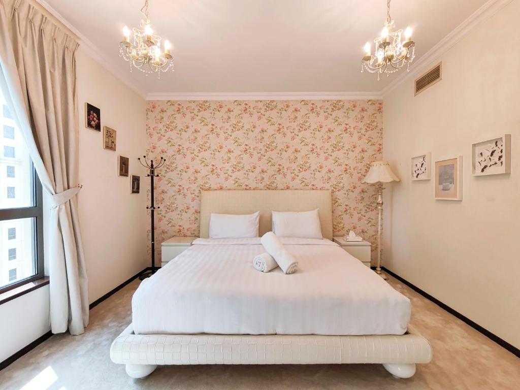 Marble upgraded Sea front 6 bedroom Penthouse on JBR beach