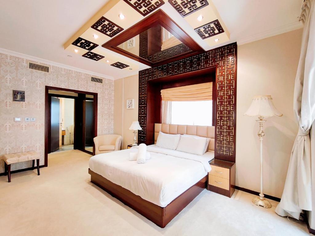 Marble upgraded Sea front 6 bedroom Penthouse on JBR beach