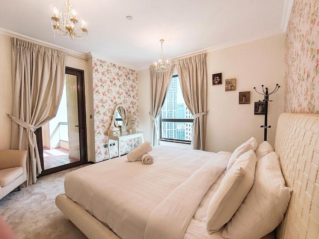 Marble upgraded Sea front 6 bedroom Penthouse on JBR beach