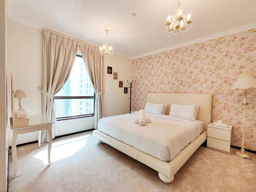 Marble upgraded Sea front 6 bedroom Penthouse on JBR beach