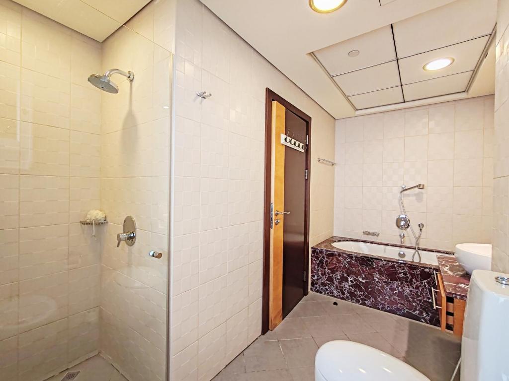 Marble upgraded Sea front 6 bedroom Penthouse on JBR beach