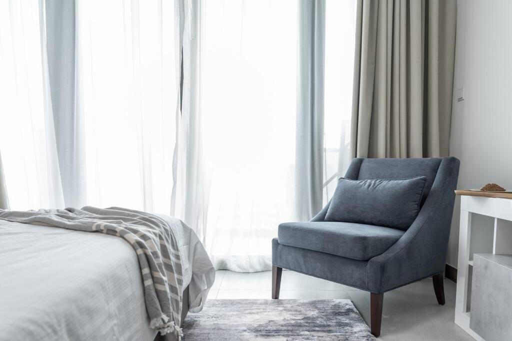 Luxury Living,BUSINESS BAY