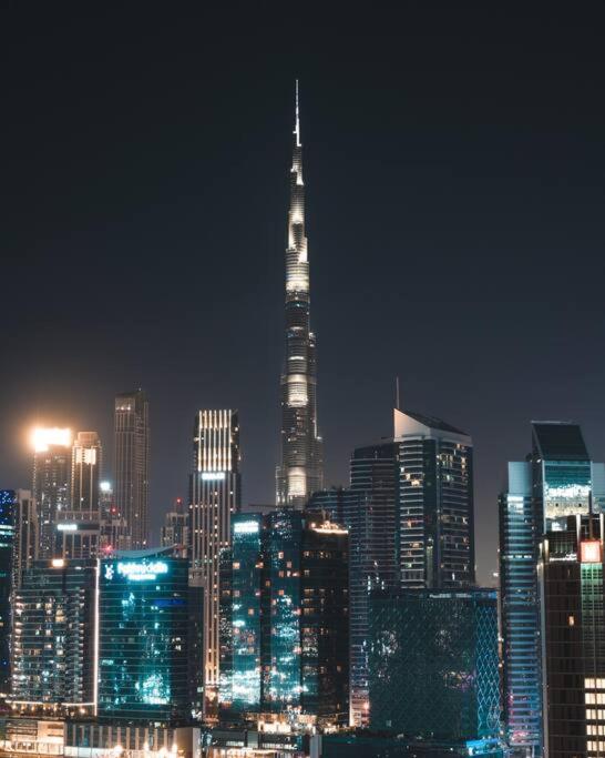 Luxury Living,BUSINESS BAY