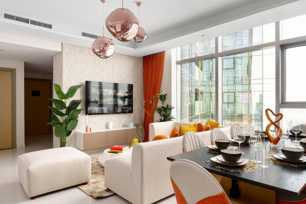 5 Star Living Infinity Pool with Burj Khalifa view