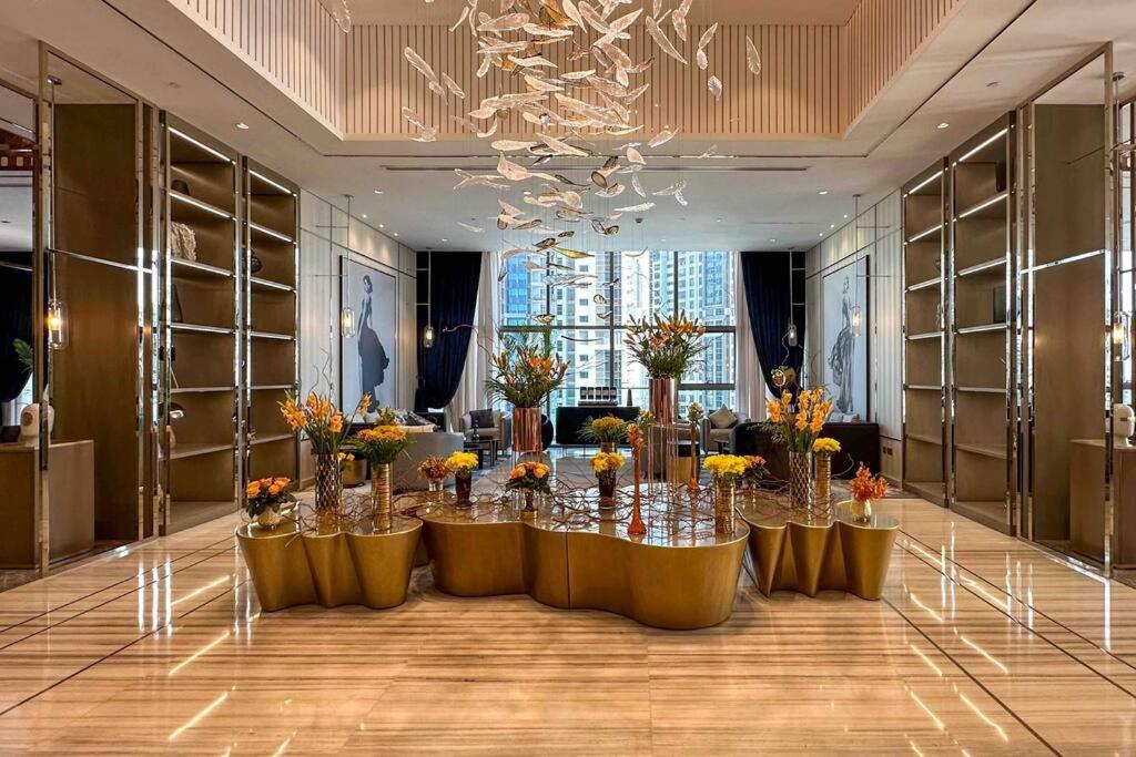 5 Star Living Infinity Pool with Burj Khalifa view