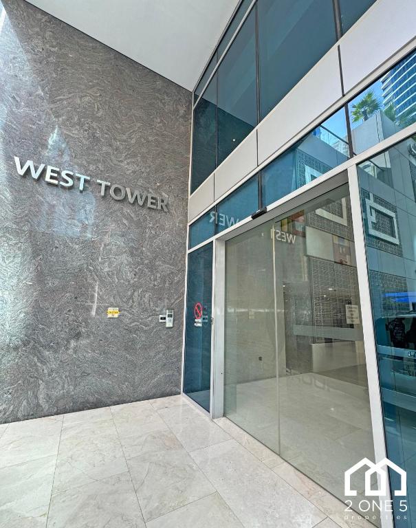 Stylish 2 Bedroom apartment with Dubai Marina View