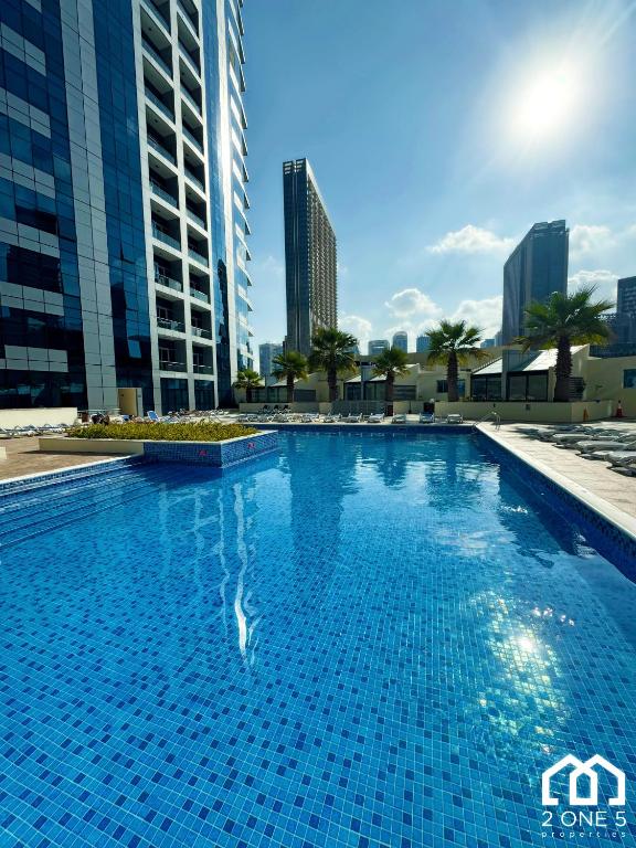 Stylish 2 Bedroom apartment with Dubai Marina View