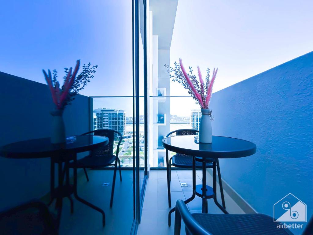 Amazing stay at the Riviera with Balcony - Dubai