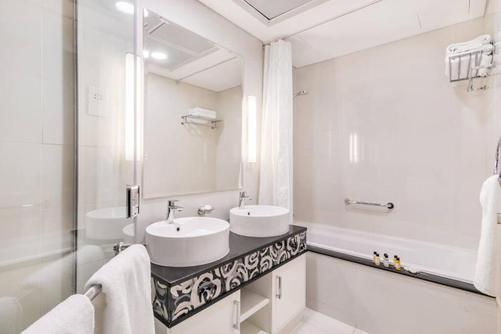 FIRST CLASS 3BR with Elegance and Grandeur