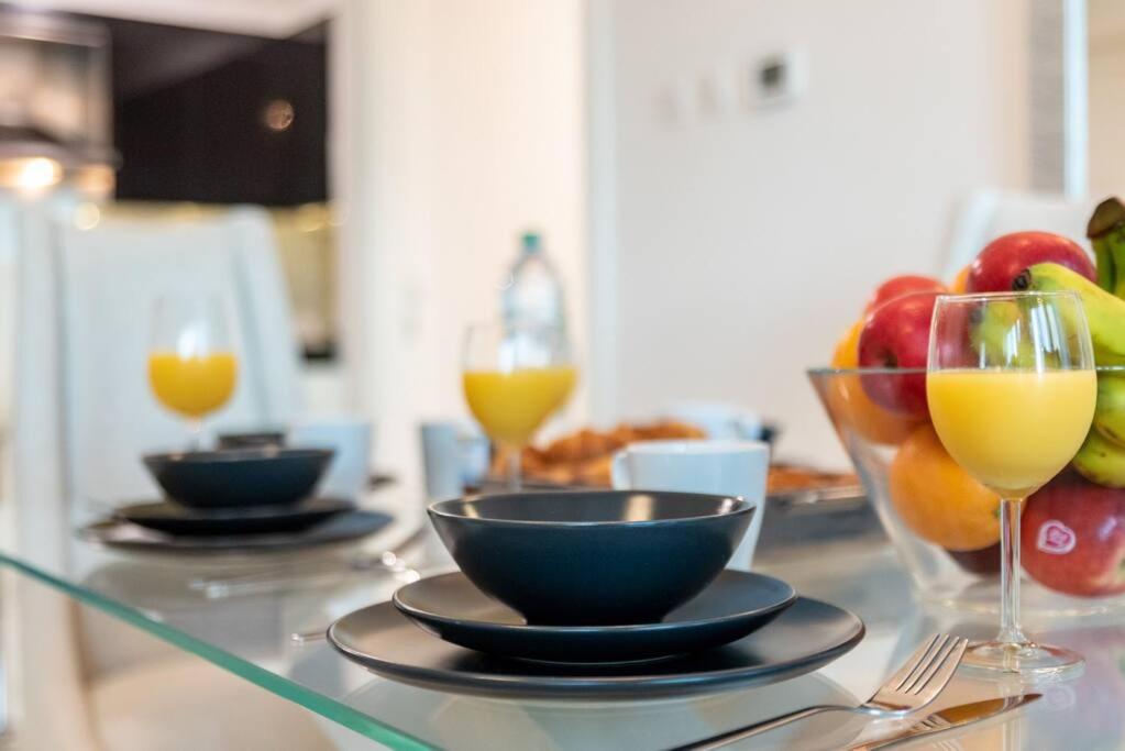 FIRST CLASS 3BR with Elegance and Grandeur