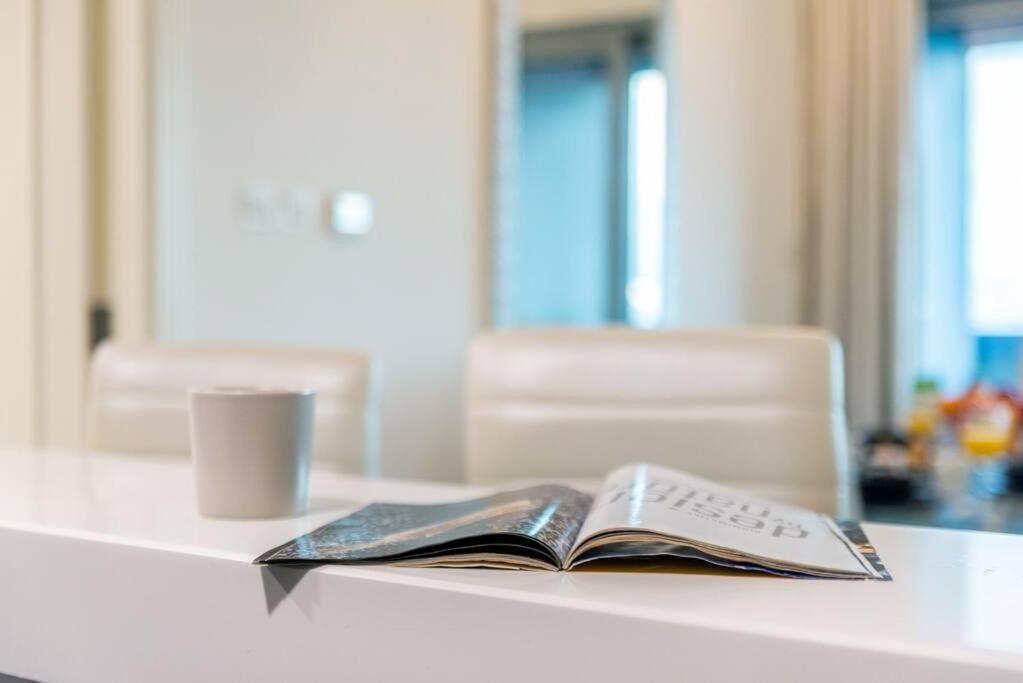 FIRST CLASS 3BR with Elegance and Grandeur