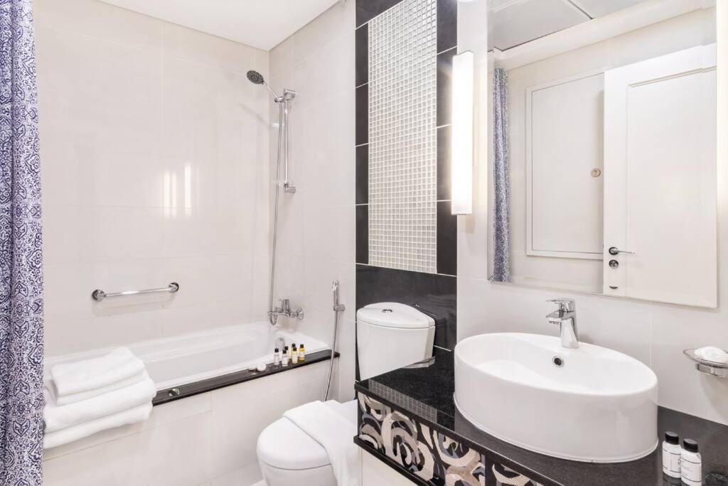 FIRST CLASS 3BR with Elegance and Grandeur