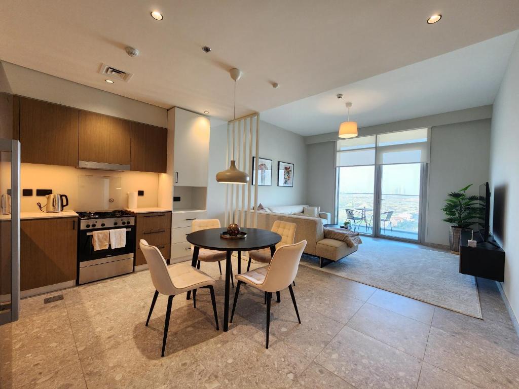 هتل گلف سوئیتس #۱۳۰۴ - Golf Suites #1304