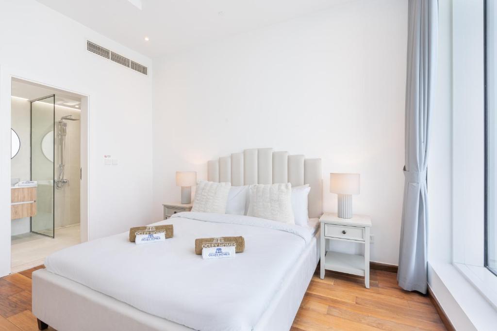 Exclusive Home on Palm West with Private Beach