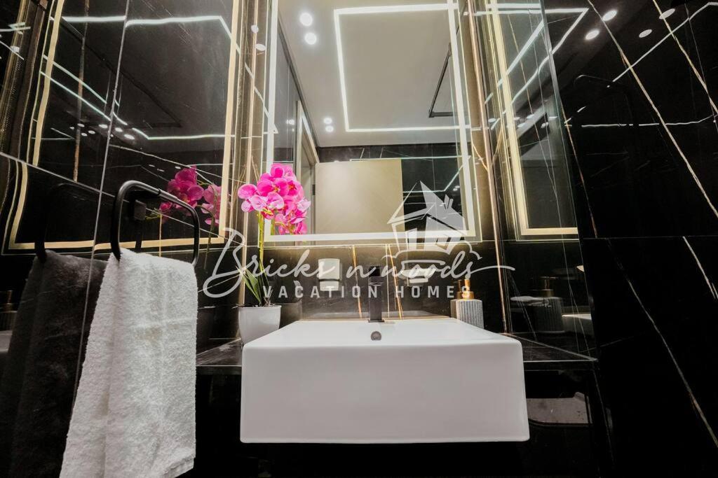 Elegant/High Floor/ 1 Bedroom/4pax