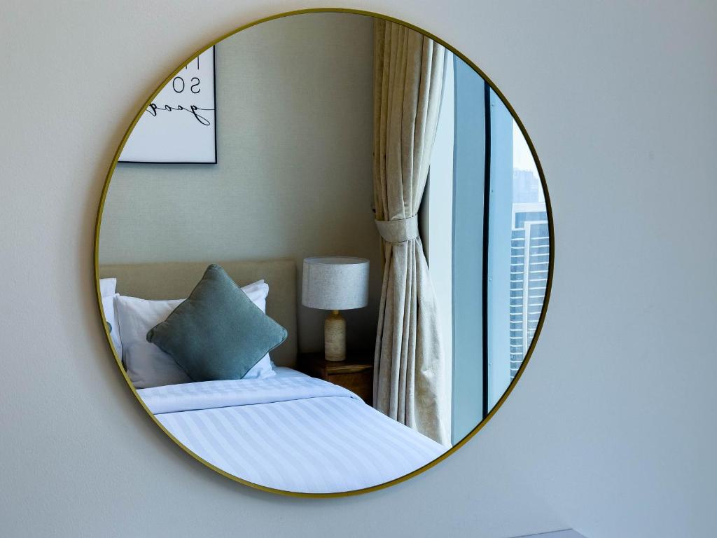 Naseem - Downtown Gem 4BR Apt: Burj View Bliss