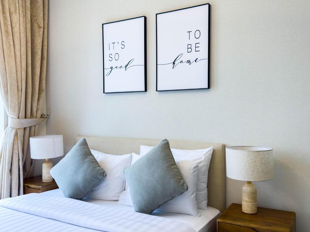 Naseem - Downtown Gem 4BR Apt: Burj View Bliss