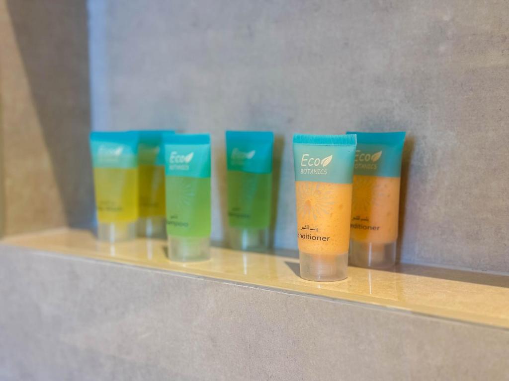 Naseem - Downtown Gem 4BR Apt: Burj View Bliss