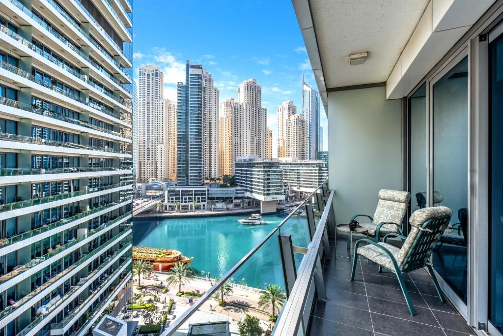 Panoramic 1BR Stunning Marina Views Near JBR Beach by Maxx Value Homes