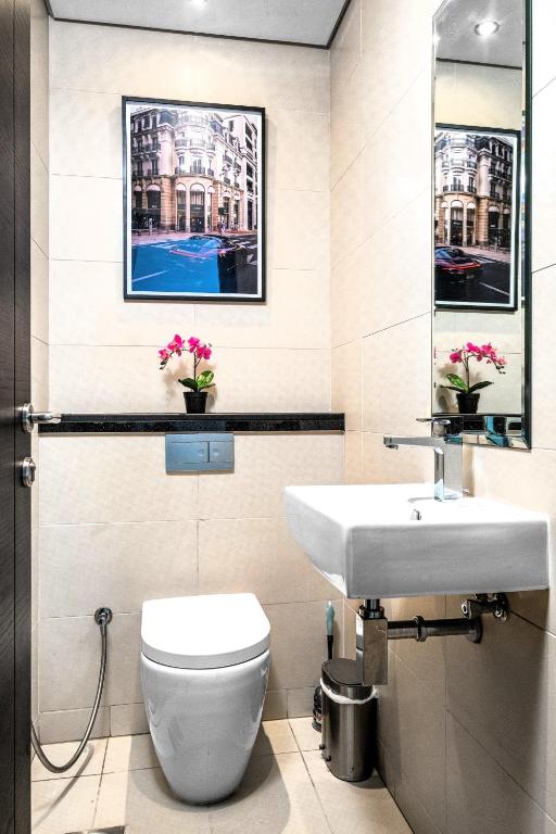 Panoramic 1BR Stunning Marina Views Near JBR Beach by Maxx Value Homes