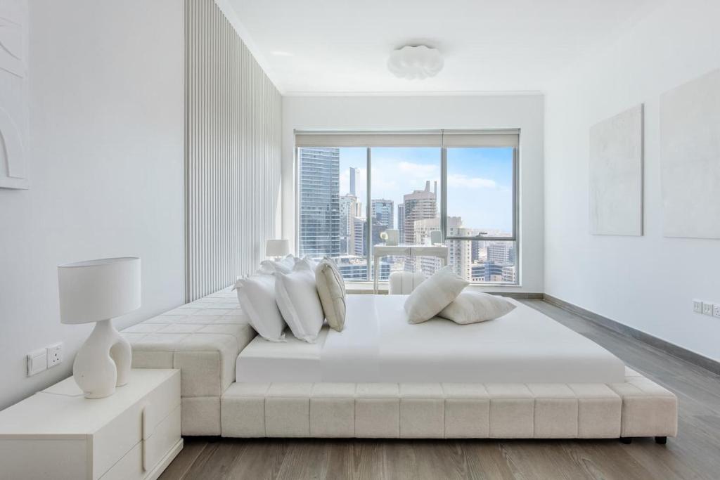 Dubai Marina 2 Bedroombest Views, Walk To Beach