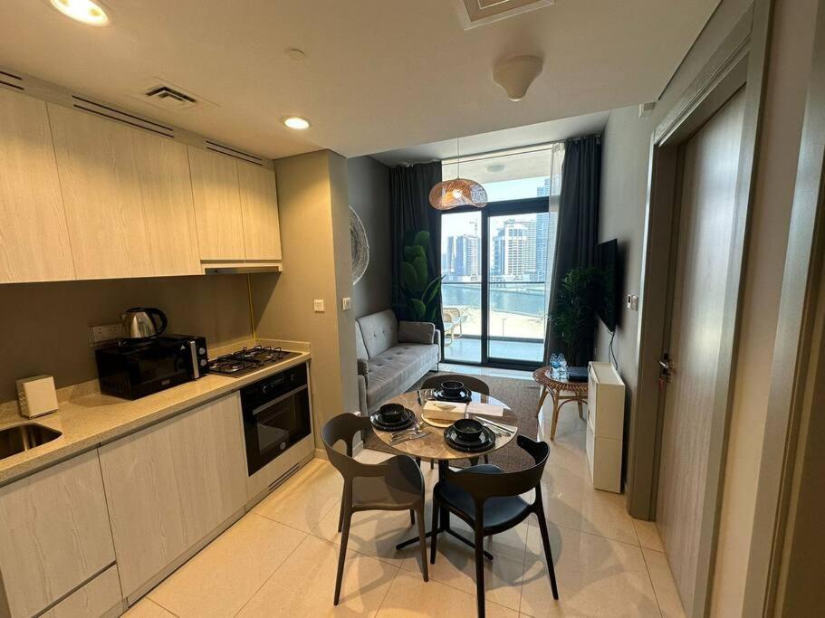 1BR Apartment in Zada Tower Business Bay - Close to Metro