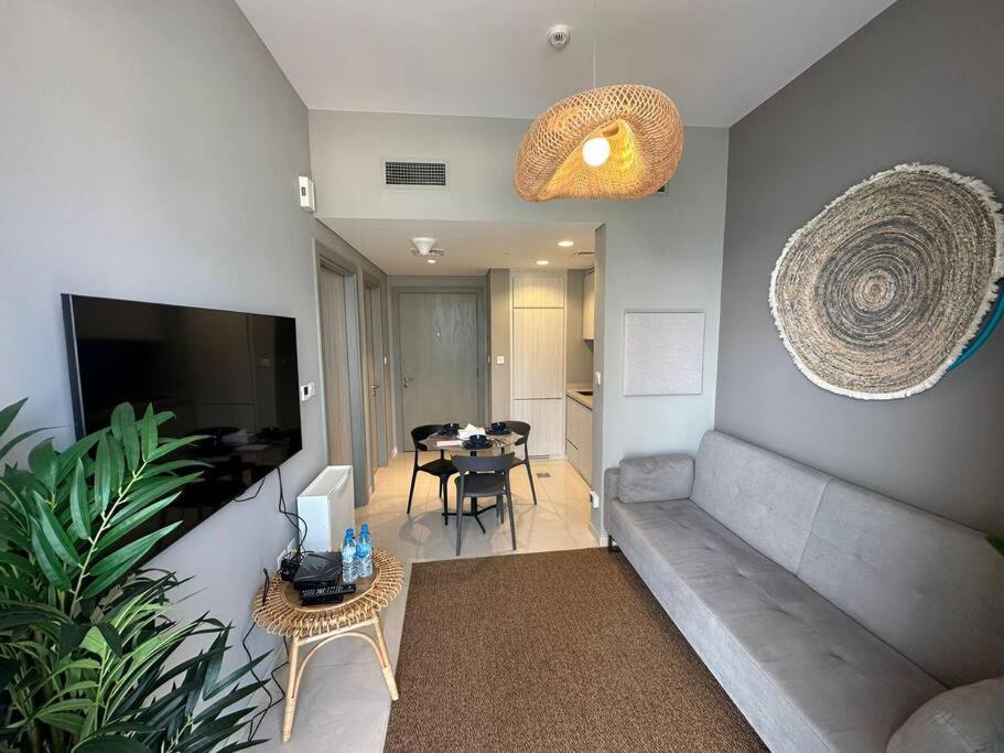 1BR Apartment in Zada Tower Business Bay - Close to Metro