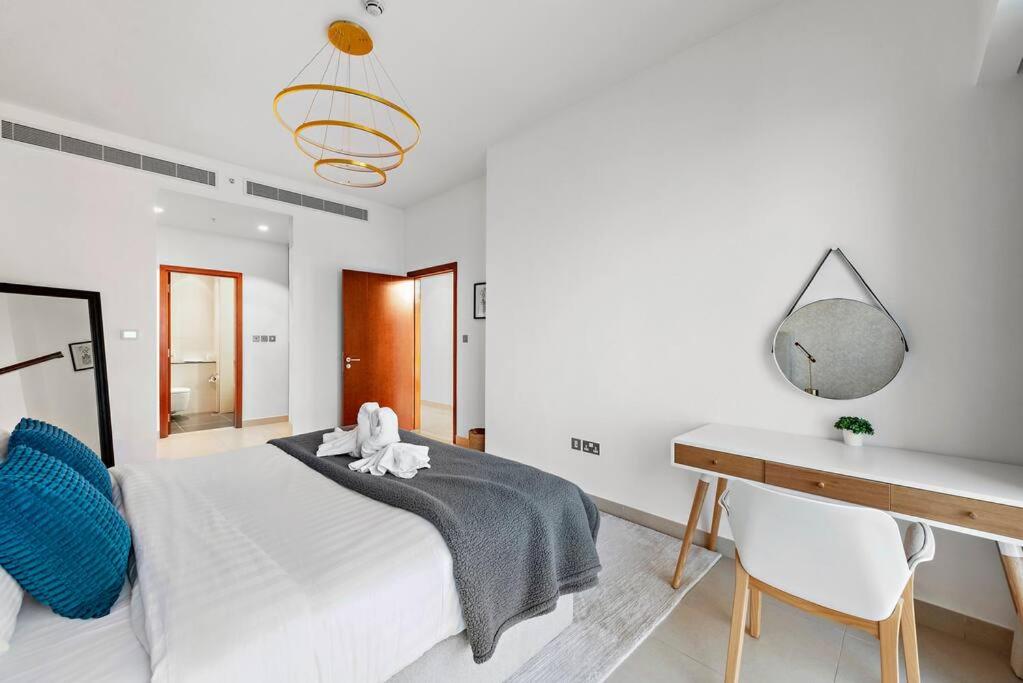 First Class 2BR Newly Designed in DIFC