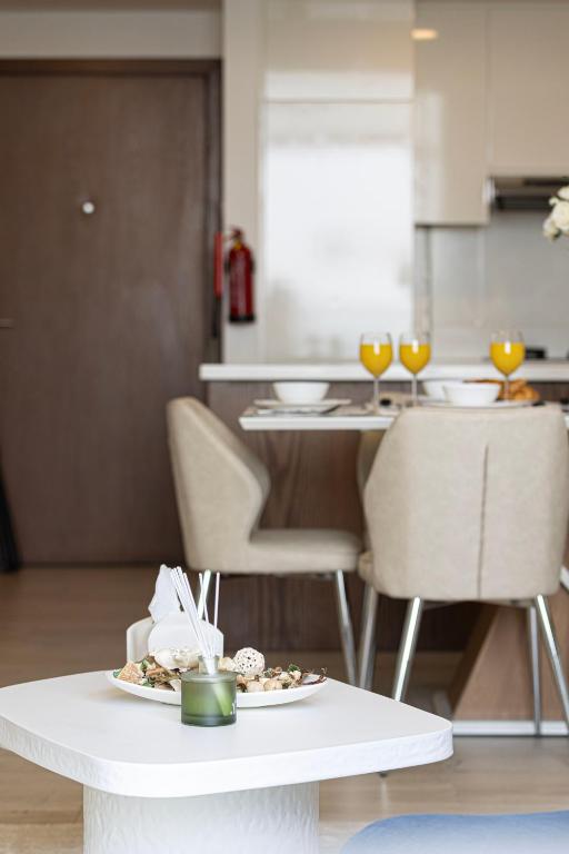 SmartStay at Zaya Hameni - Modern Luxury Apartments - Unique in JVC